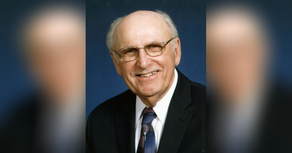 Martin Bostrom Obituary April 1, 2023 DeBaun Funeral Homes