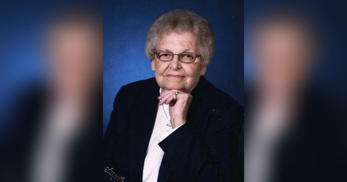 Dorothy Meade Obituary November 10, 2022 Hall Funeral Home Martin, KY
