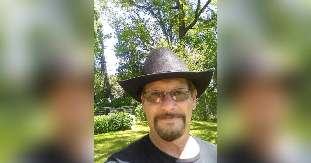 Ernest "Ernie" Pratt