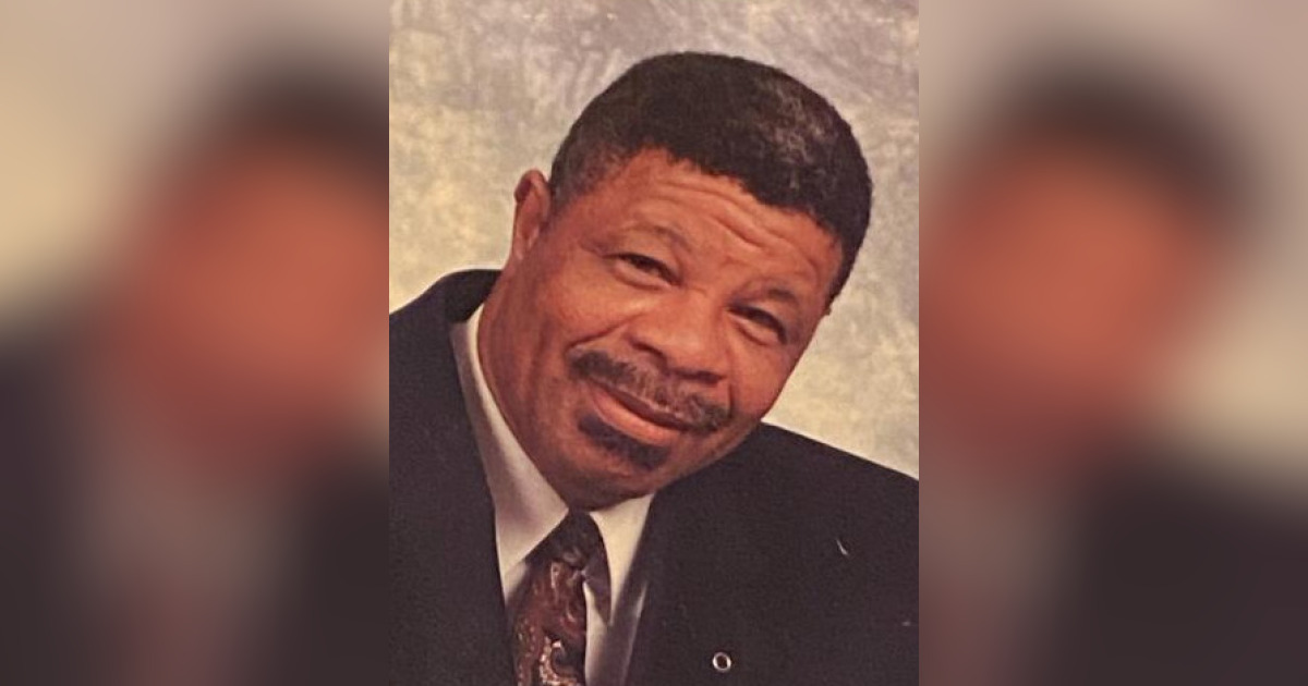 Sr. Pastor Thomas Reese