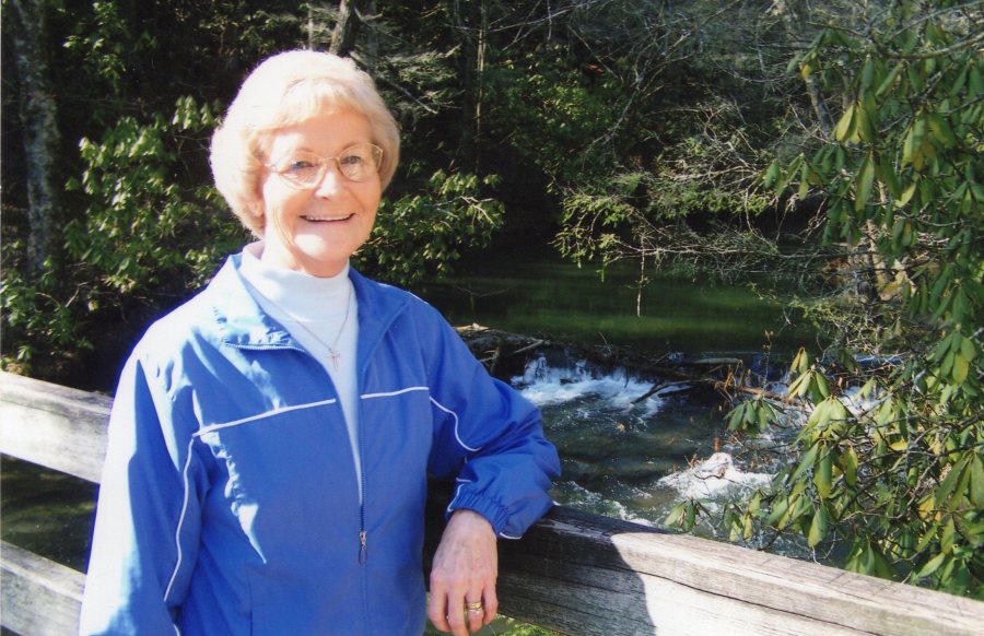 Hazel "Sissy" Newton Obituary April 6, 2020 Meeker Funeral Home and