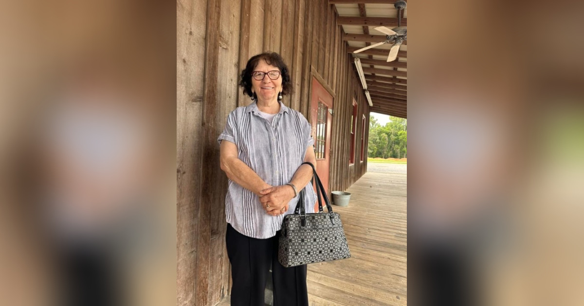 Donna Robertson Taylor