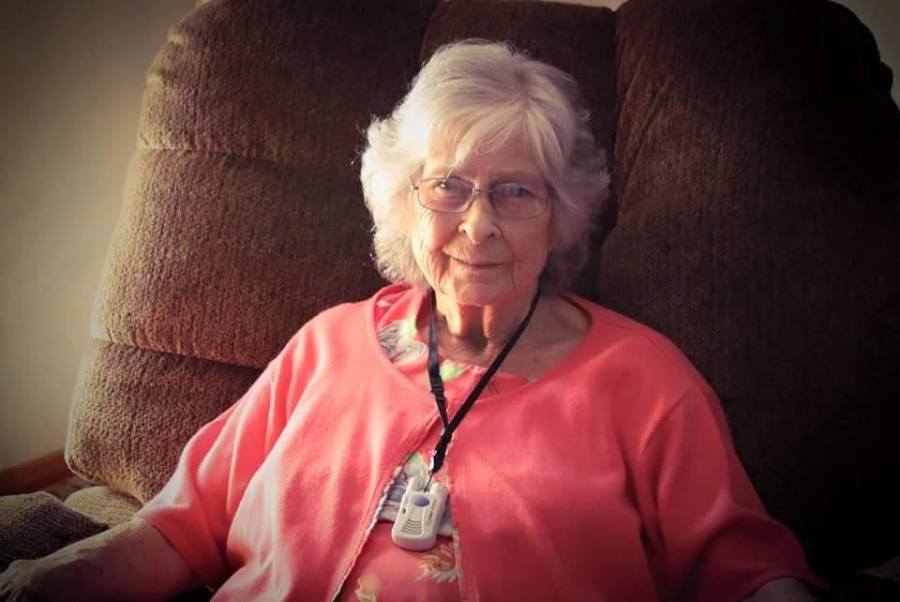 Obituary for Ivory Joyce Bentley J.E. Humphrey Funeral Home