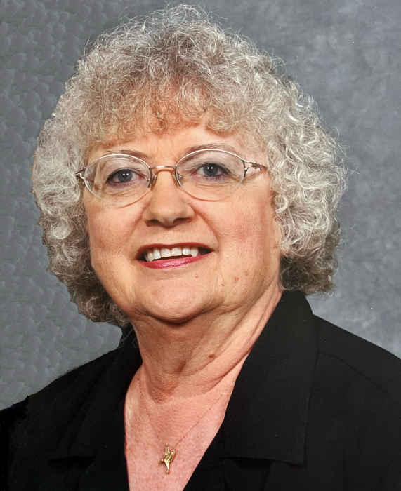 Linda Myers Obituary September 7, 2022 Markwood Funeral Home