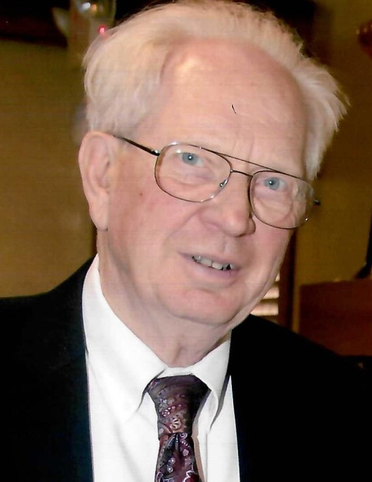 Arthur Lloyd Gustafson