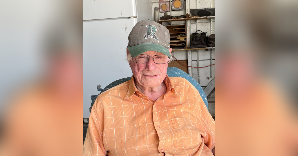 Obituary for Constantine D. "Gus" Sharos Kassly Mortuary