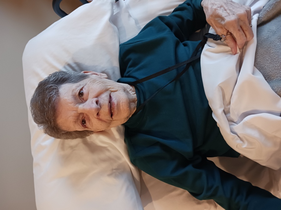 Obituary for Elisabeth "Betty" L. (Hancock) Taylor Burroughs Funeral