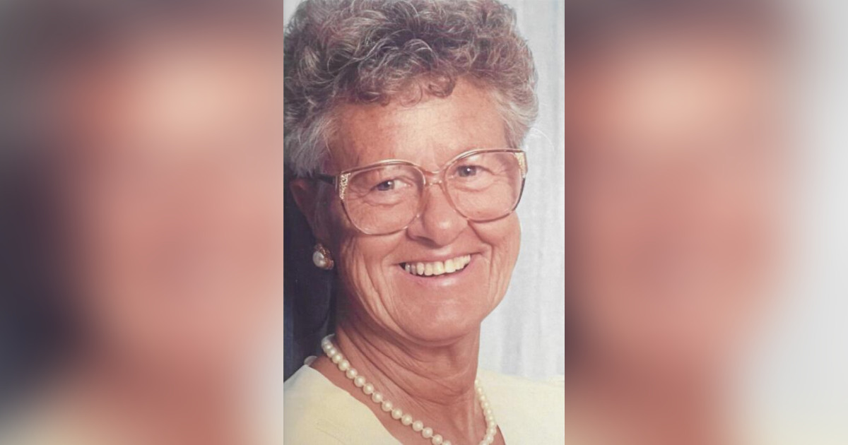 Obituary for Eunice Dean Debo Moore Funeral Home, P.A.