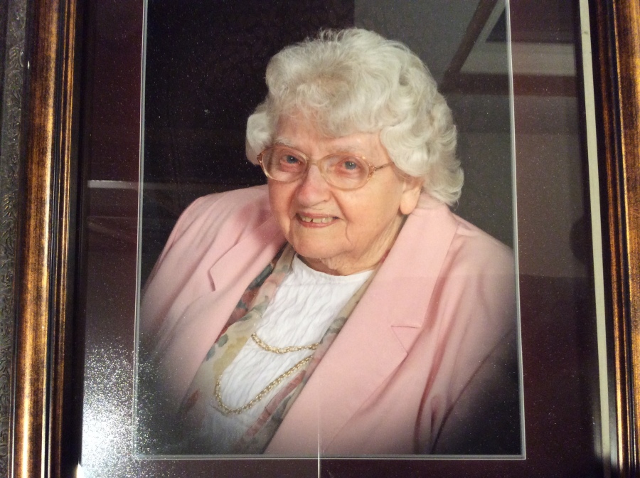 Obituary for Elizabeth C. (Paulson) Fulton