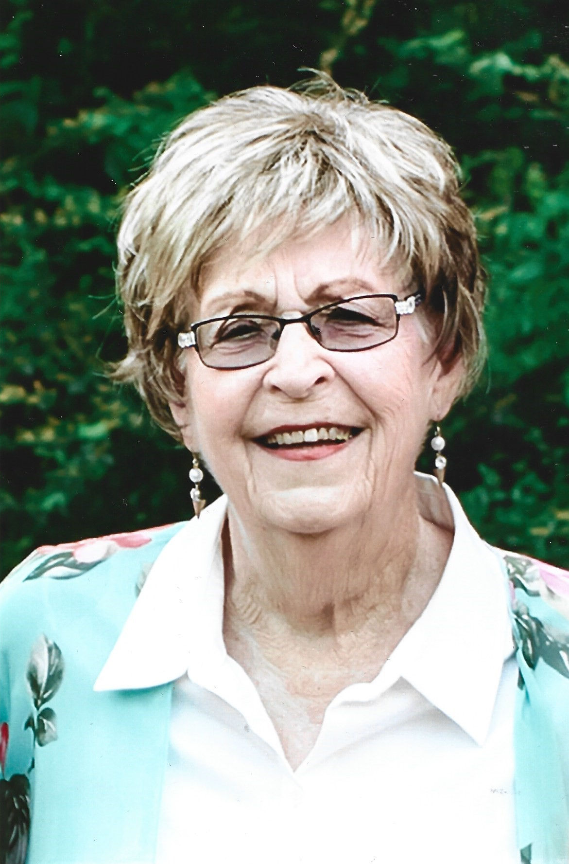 Obituary for Pauline Kinnaird Whitt Funeral Home