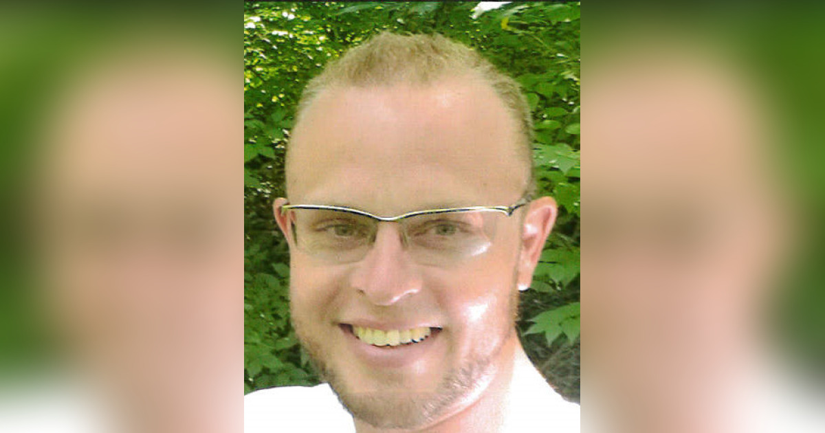 Ryan Stromson Obituary June 10, 2022 HinchliffPearsonWest, Inc