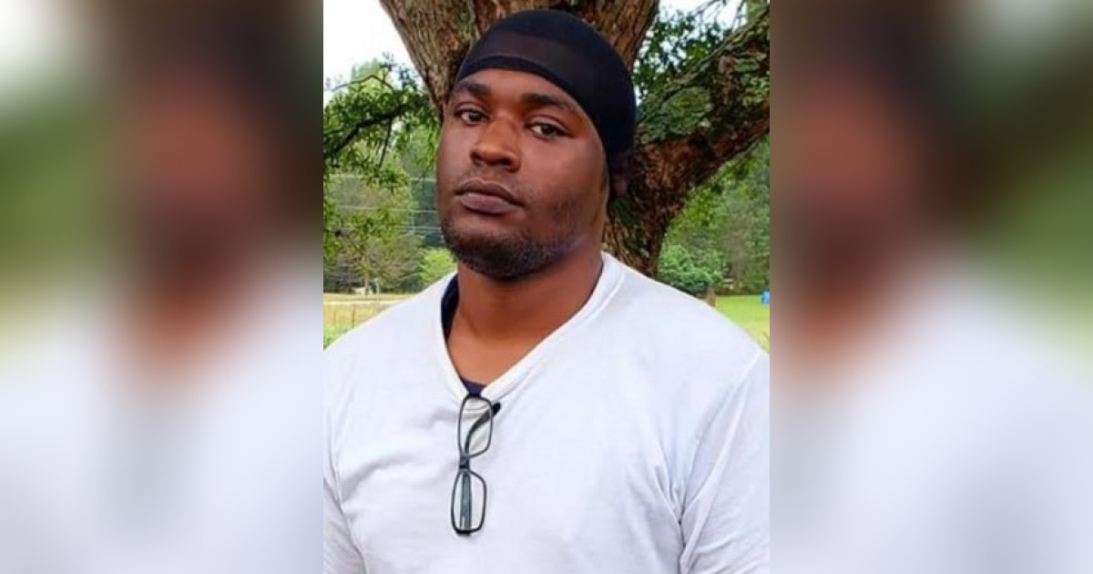 Jamez Laquan "Mez" Kearney