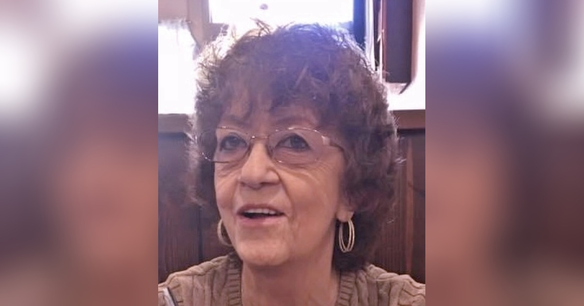 Lorella "Sue" Devall