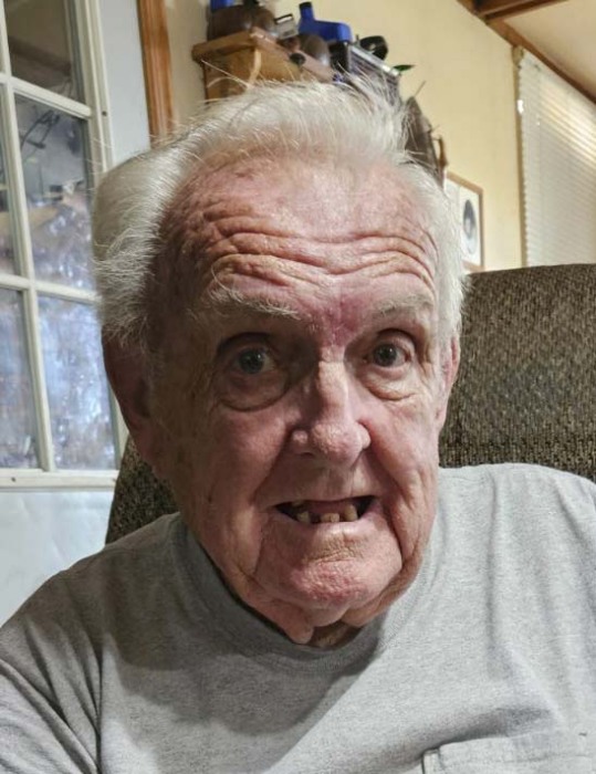 Donald Hennings Obituary February 4, 2024 Fry Funeral Home Tipton, IA