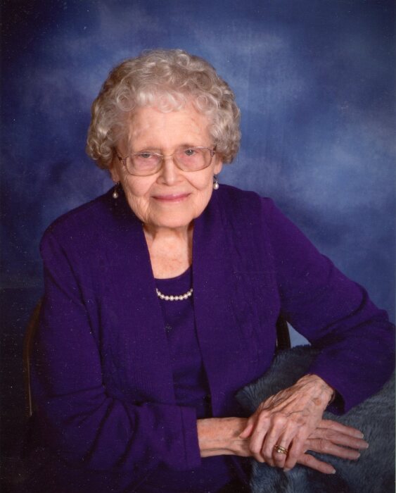 Ina Huls Obituary October 12, 2022 Printy Funeral Home Carthage, IL