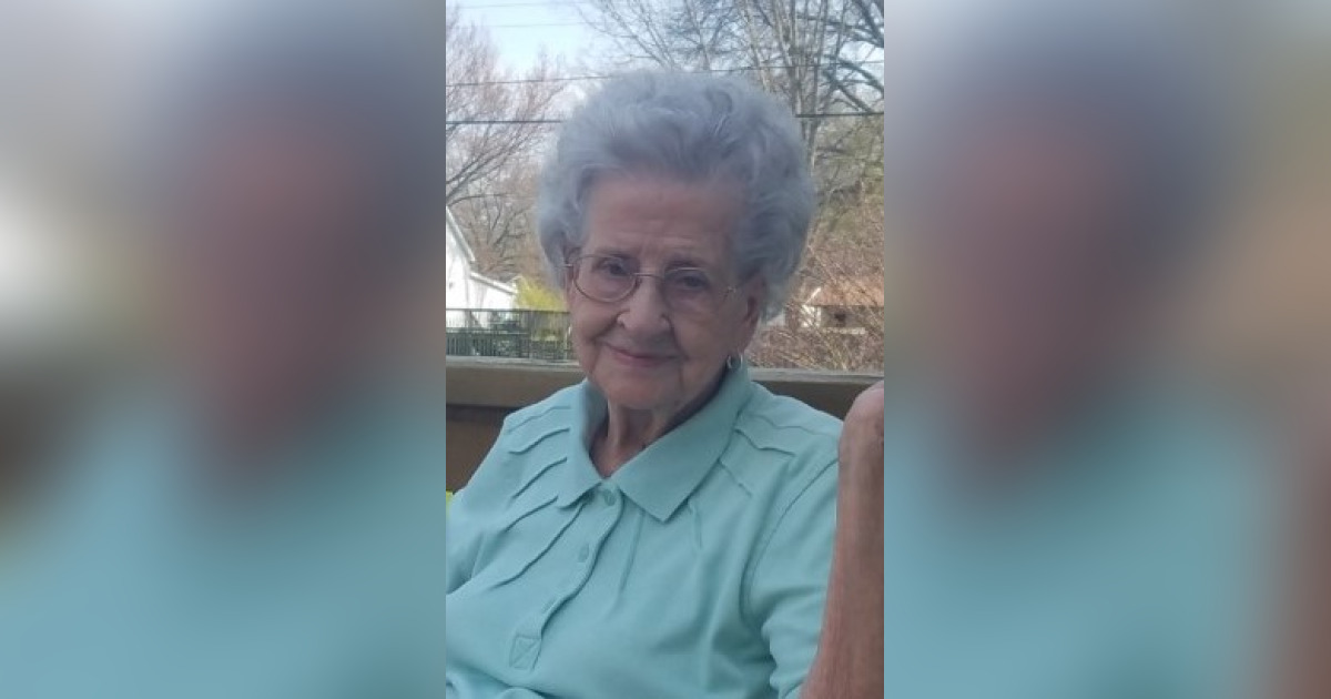 Thelma Dannis Obituary January 24, 2023 Becker & Son Funeral Home Mt. Olive, IL