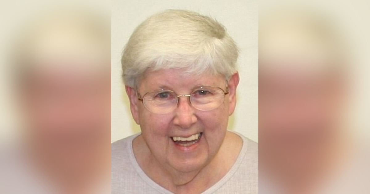 Obituary for Barbara P. (Powell) Schmidt Lincoln Family