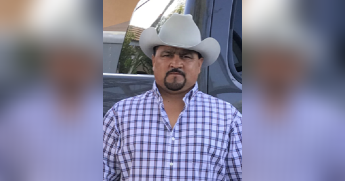 Miguel Estrella Medina Obituary June 6, 2022 b Sanders & Smith