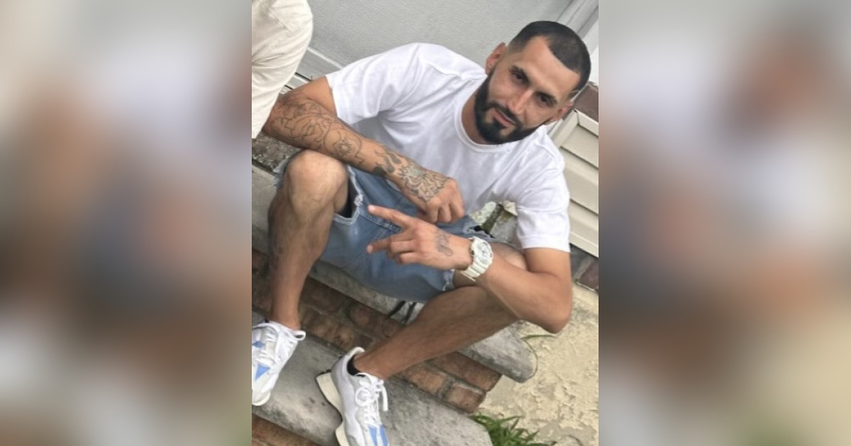 Christian J Santiago