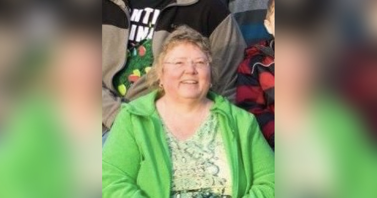 Obituary for Suzanne Patricia Wright Saunders & McFarlin Funeral Home