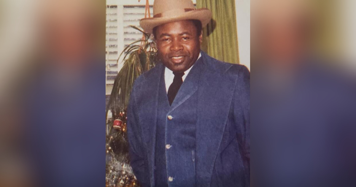 Obituary for Robert White Davis Funeral Home