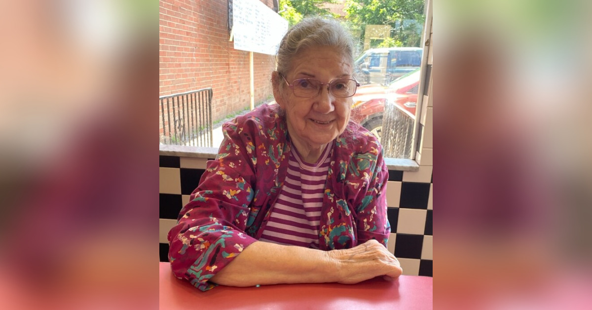 Rose McReynolds Obituary May 17, 2022 Young Funeral Home Louisa, KY