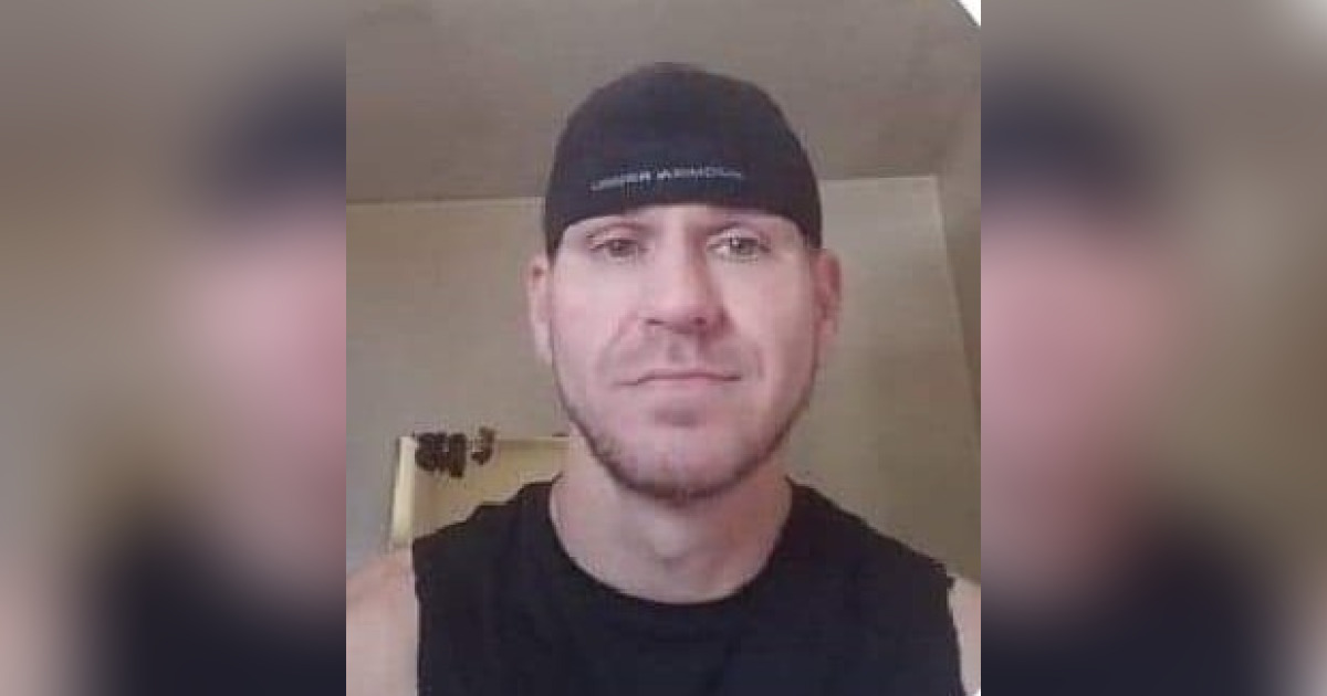 Derek Crum Obituary October 7, 2022 Young Funeral Home Louisa, KY