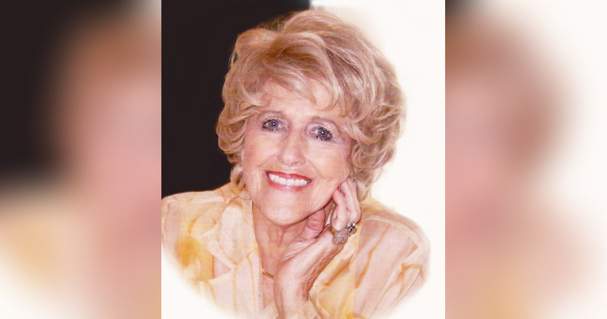 Obituary for Azalea (Schultetus) GolightlyLummis LoftusMcManus