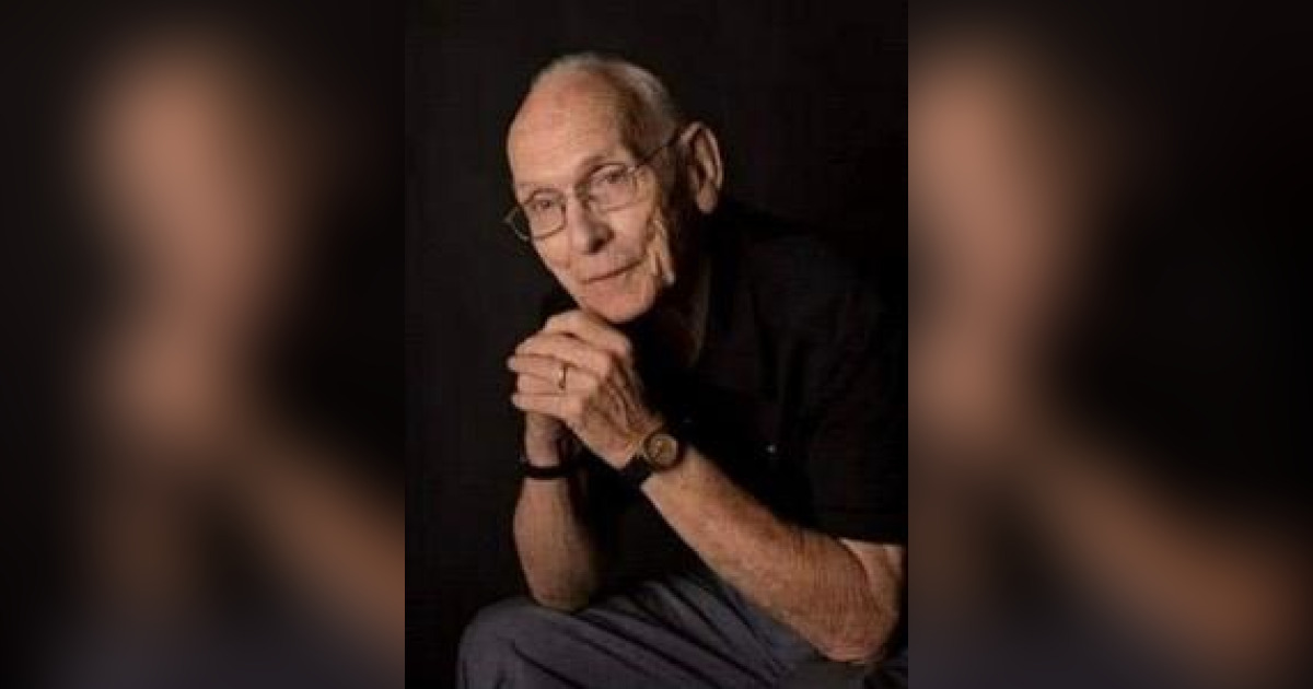 Obituary for William E. Moore Jobe Funeral Home