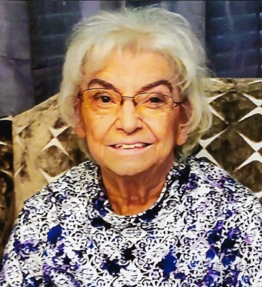 Obituary for Isabelle L. Johns Frank E Smith Funeral Home & Crematory
