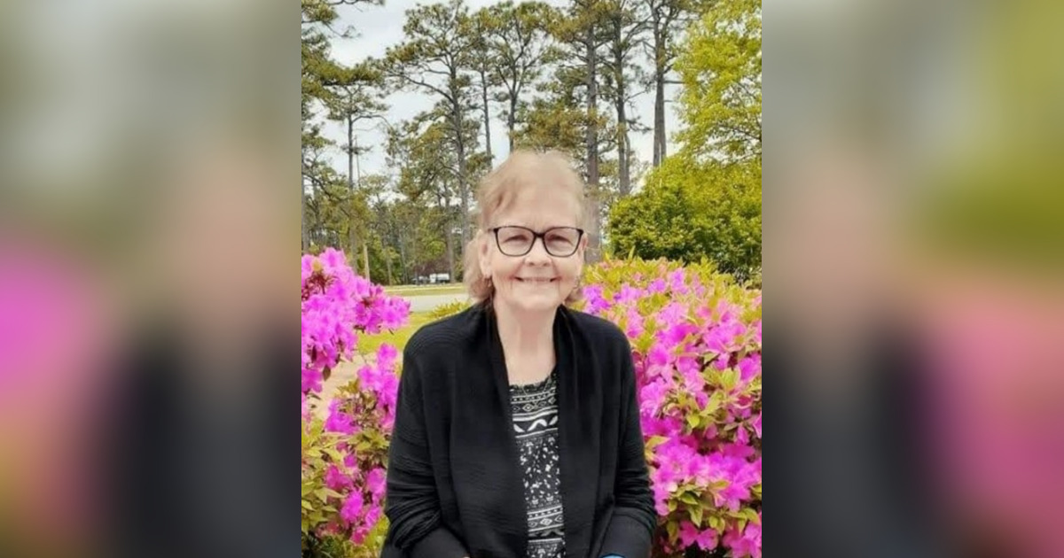 Alicia Lewis Simmons