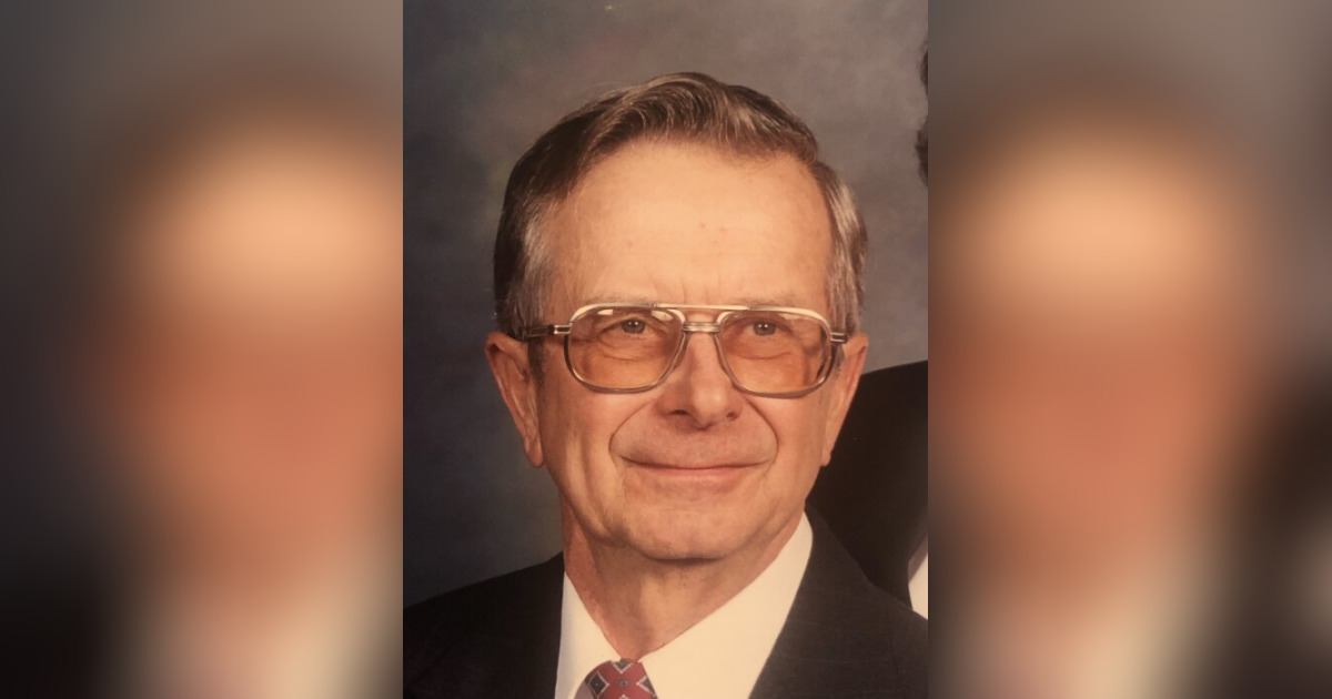 Obituary for Clarence Peetzke May 24, 2022 Dubas Funeral Home