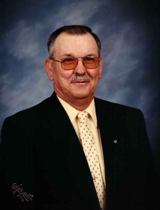 Alton Barber Obituary August 4, 2021 McClure Funeral Service