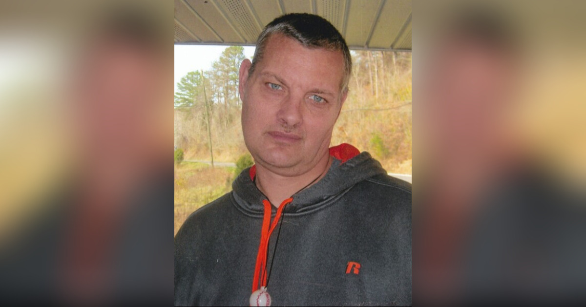 Russell Maynard Obituary October 11, 2022 Crum Funeral Home Inez, KY