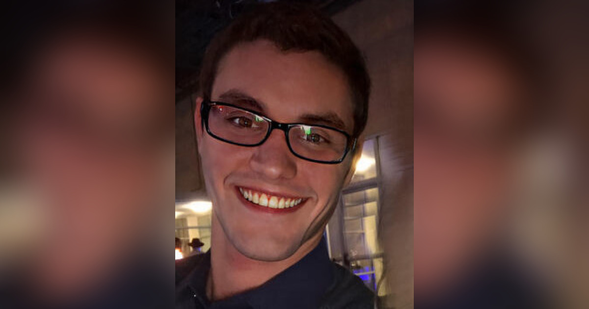 Obituary for Bill Lewis Charles S. Zannino Funeral Service, P.A.