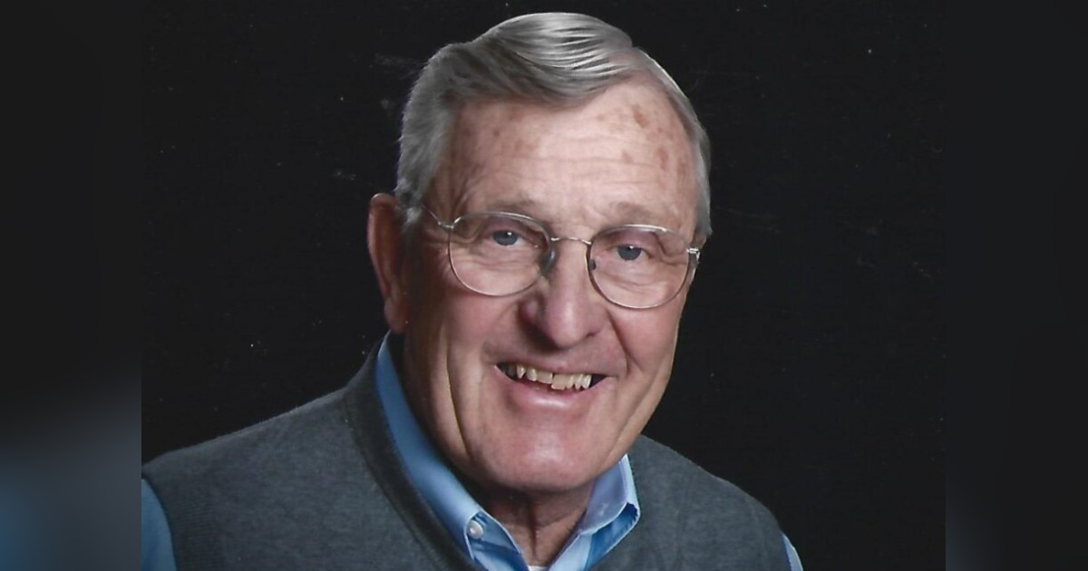 Lyle Petersen Obituary September 1, 2023 Blue Hill, NE