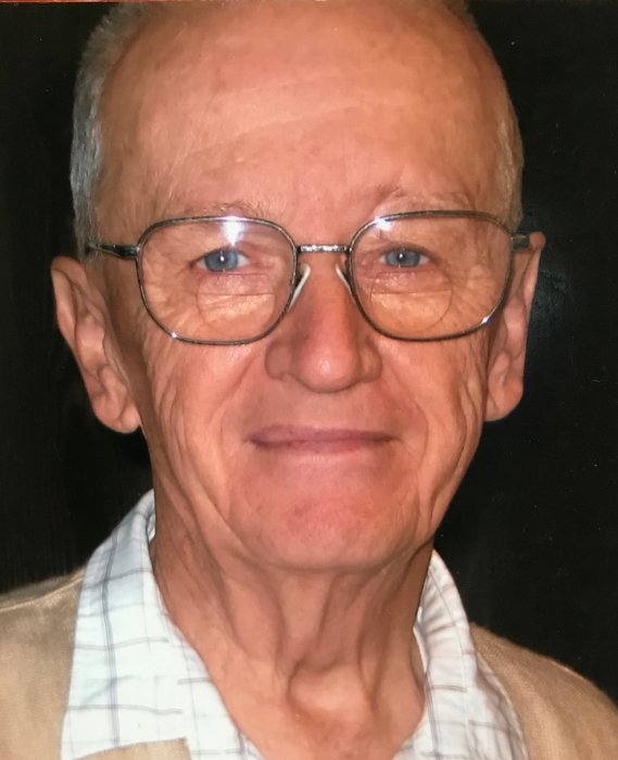 Obituary for Carl Harvey Keller Holt Family Funeral Home