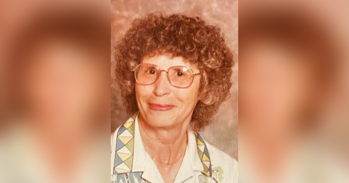 Clara Mooney Obituary October 26, 2023 LockenourJones Mortuary Cambridge, NE