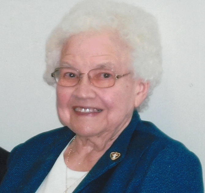 Helen Lunzmann Obituary November 19, 2022 Deshler, NE