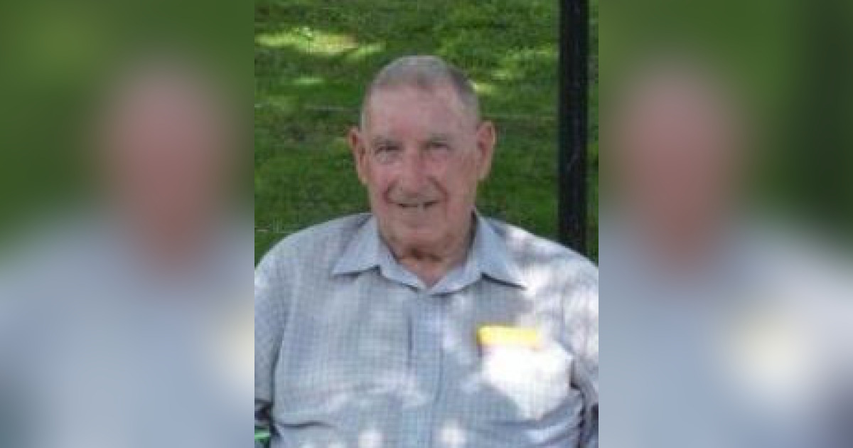 Obituary for DANIEL WEBSTER HICKS Whitwell Memorial Funeral Home, Inc.