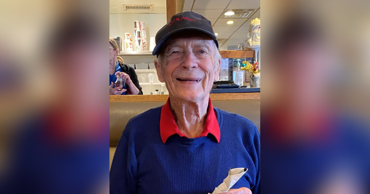 Obituary for Elroy Howard Olson Peterson Grimsmo Funeral Chapel