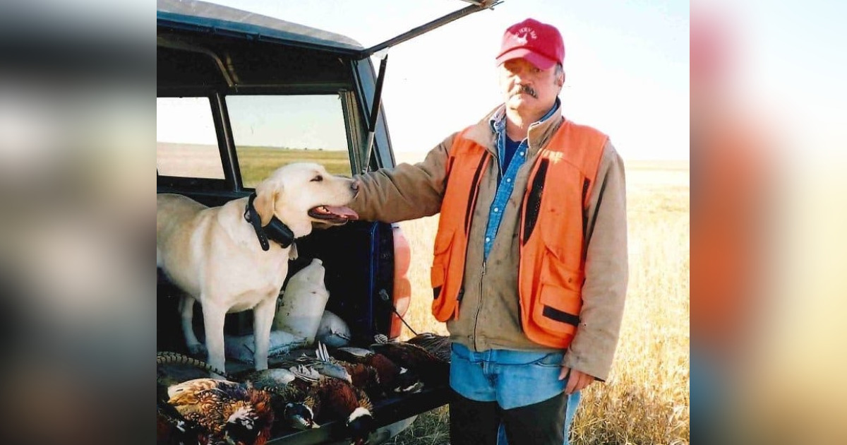 Obituary for Gary Lee Dart Peterson Grimsmo Funeral Chapel