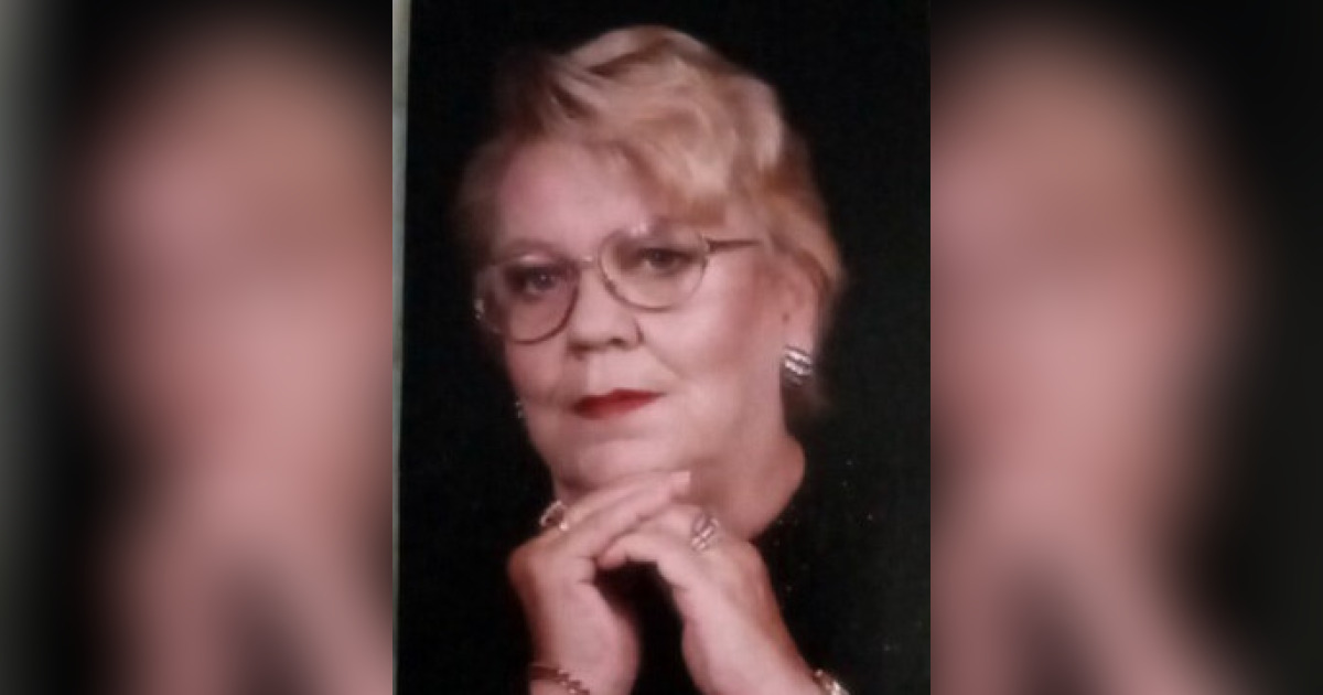 Obituary for Mary Louise (Hunt) Hearn DavisLittle Funerals