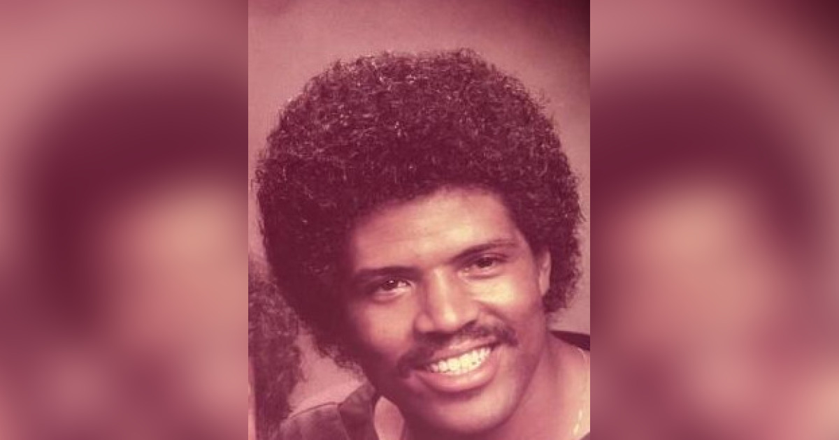 Obituary for Quinton McKnight Jr. Ridgelawn Funeral Home