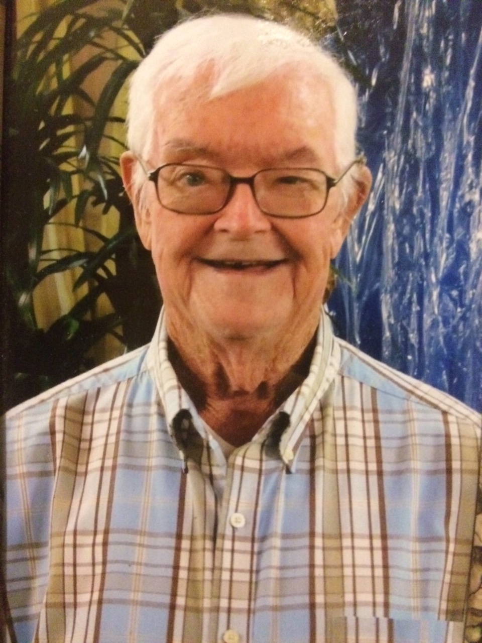 Obituary for Eloid Rentz Howard & Jones Funeral Home