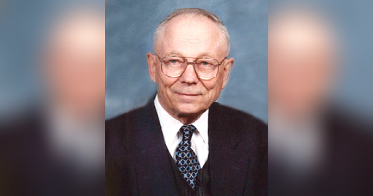 Obituary for LeRoy Carl Meyer Wood Funeral Home & Crematory