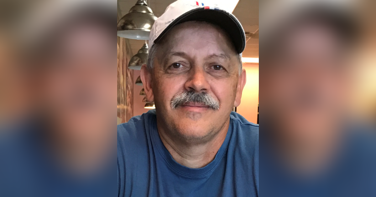 Obituary for Robert "Robbie" Dean Wagner Whitley's Funeral Home