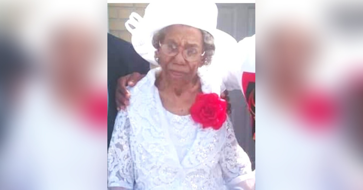 Georgia Queen Victoria Mckenzie