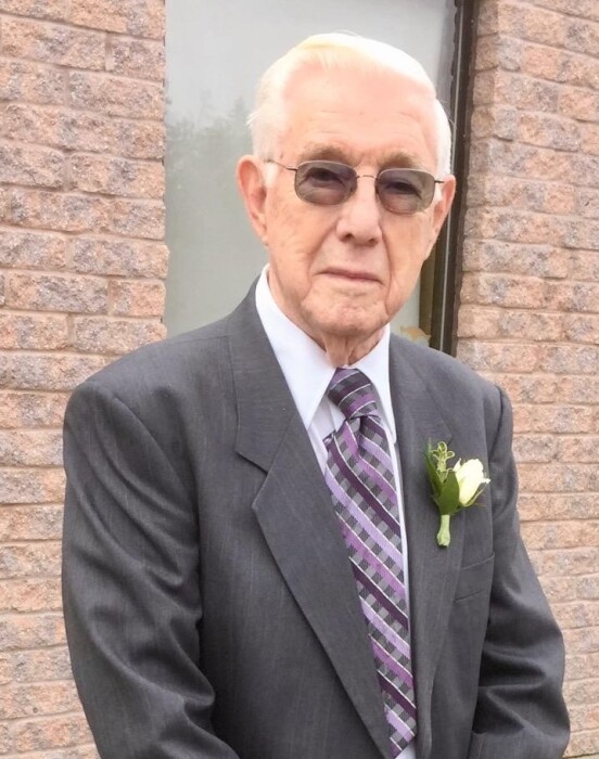 Obituary for Floyd Baxter September 22, 2022 Brock & Visser Funeral