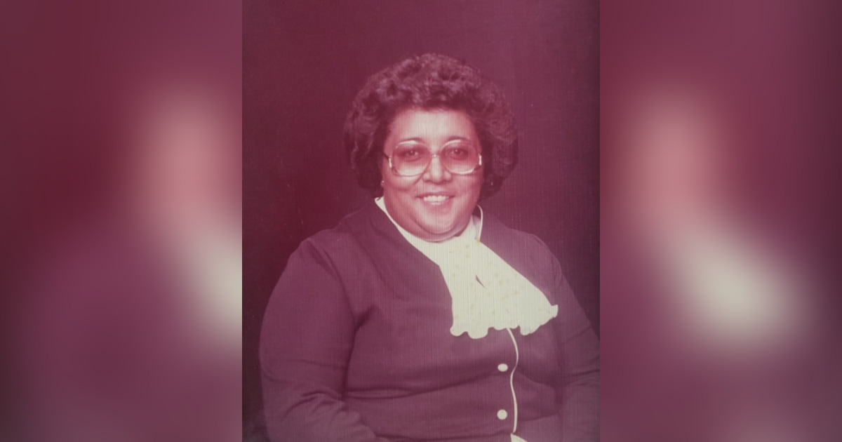 Vivian Dean Nunn Obituary May 25, 2022 HollowayGage Funeral Home